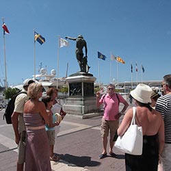 toulon visite guidee cuverville